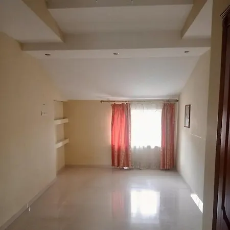 просторі на костомарова 3, центр! Aparthotel Lviv